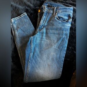 TWO pairs of MIDRISE Old Navy Size 8 Super Skinny jeans